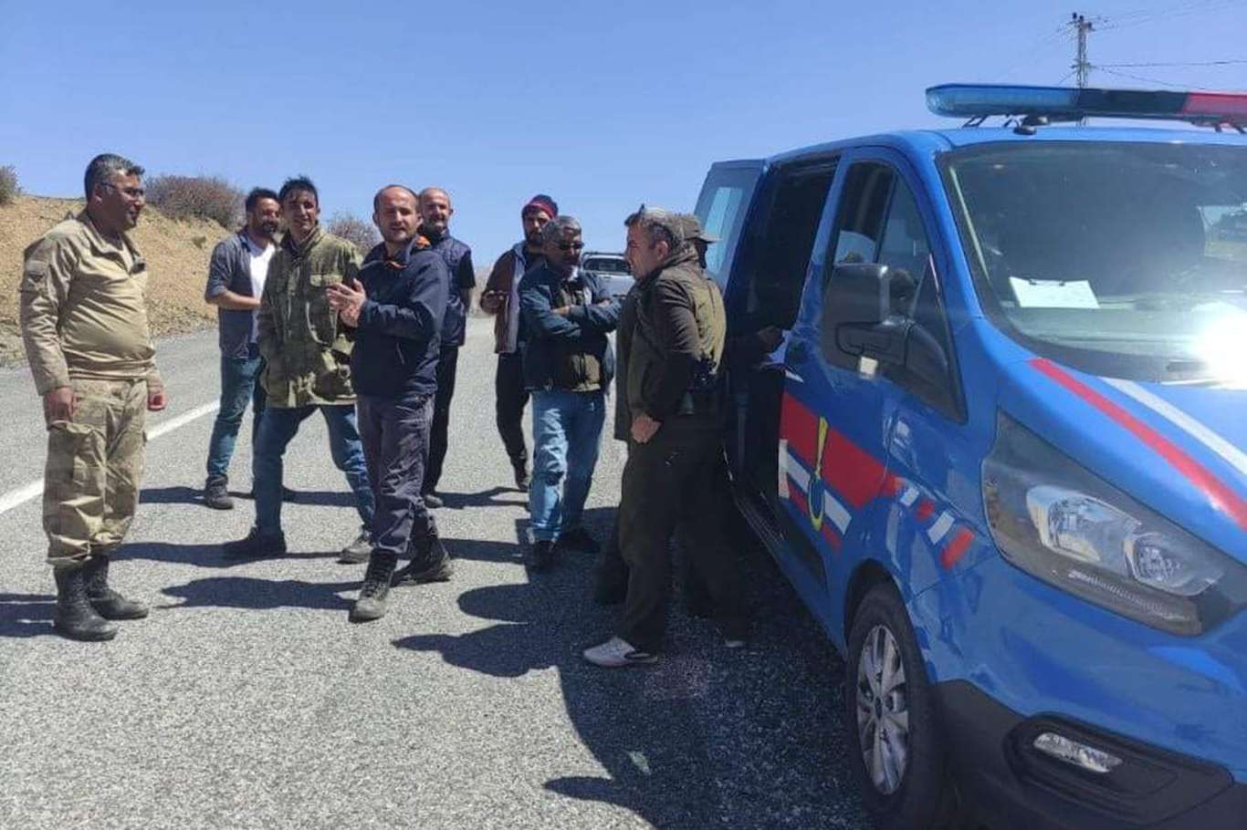 Kınalı keklik avına çıkan 2 kişi suçüstü yakalandı Kınalı keklik avına çıkan 2 kişi suçüstü yakalandı